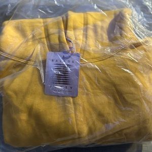 SAVAGE X FENTY CROP HOODIE